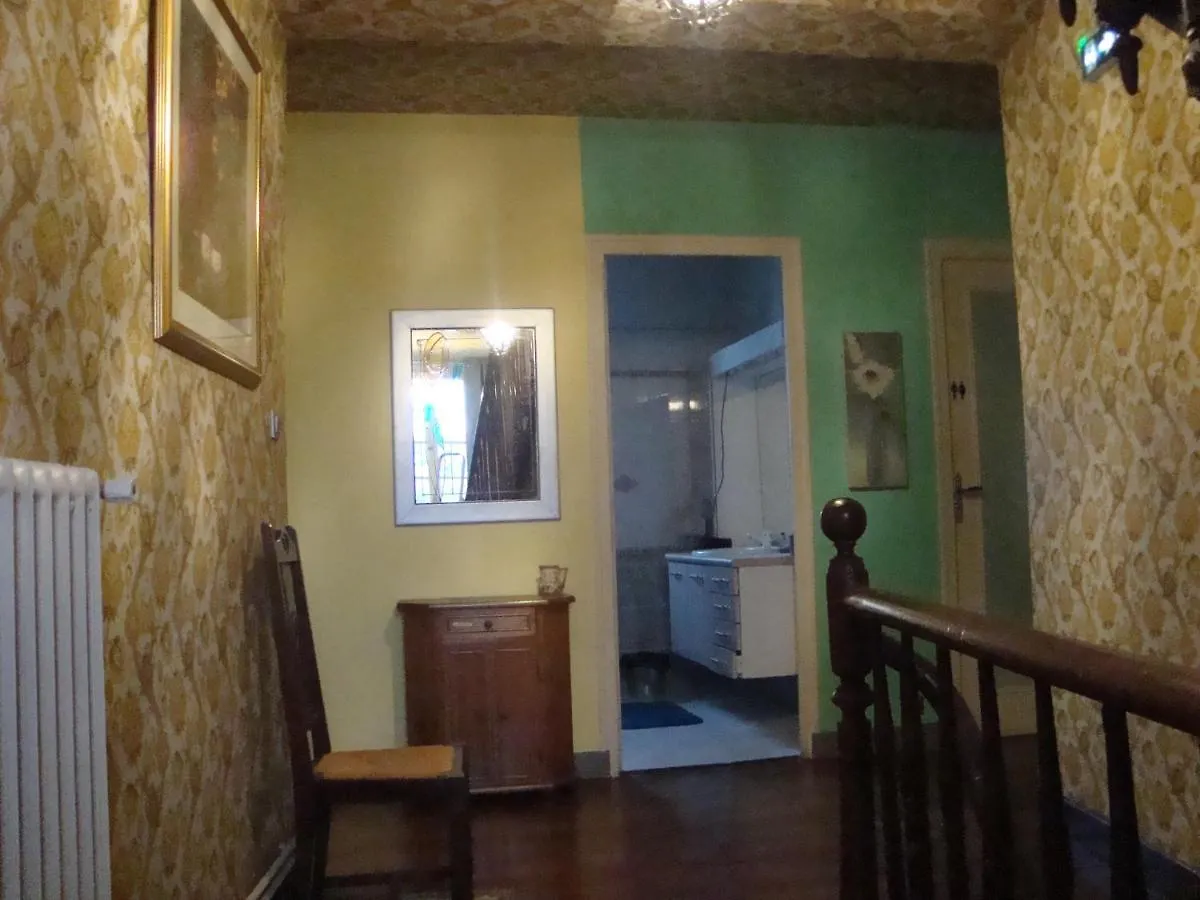 53Bou Bed & Breakfast Uglas 0*,